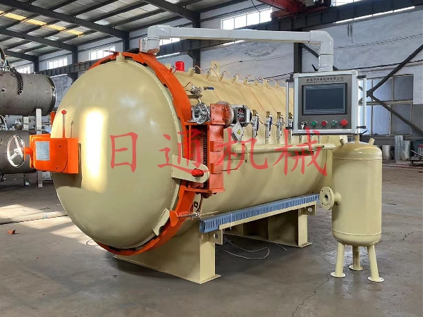 威海汽車配件熱壓罐準備發(fā)貨